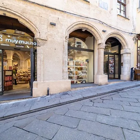 Daire Deluxe In Palazzo Storico - Centro - Porto Vecchio Sassari
