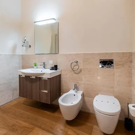Deluxe In Palazzo Storico - Centro - Porto Vecchio Lägenhet *