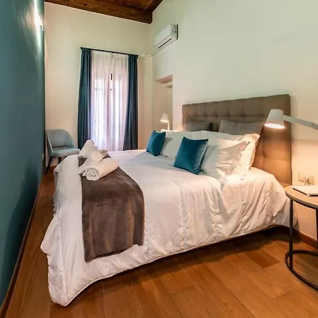 Deluxe In Palazzo Storico - Centro - Porto Vecchio * Sássari