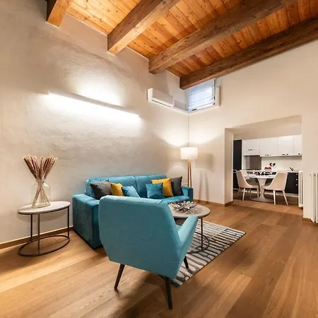 Deluxe In Palazzo Storico - Centro - Porto Vecchio *