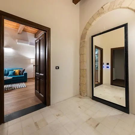 Deluxe In Palazzo Storico - Centro - Porto Vecchio * Sassari