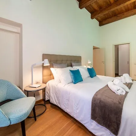 Deluxe In Palazzo Storico - Centro - Porto Vecchio * Sassari